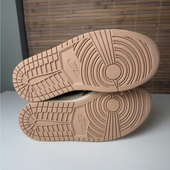 Nike Air Jordan 1 High Method of Make 6.5 - Picture 10 of 12